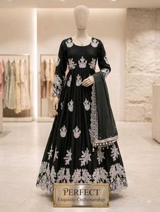Elegant Black Kurta Set with Silver Embroidery