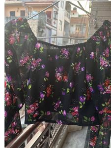 Tokyo Talkies Floral Ruched Top