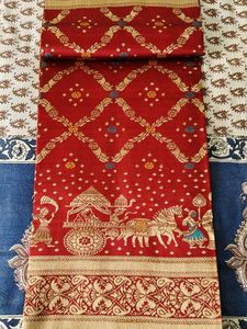 Bulk sarees available Red &amp; Gold Woven Saree