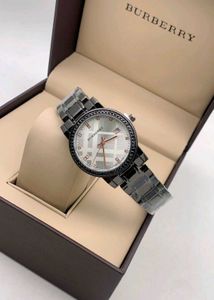 Burberry First Copy Watch Women
