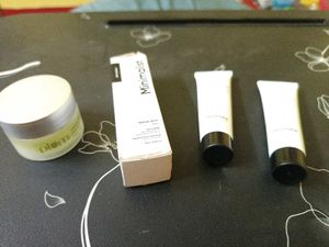 Minimalist Skincare Products Bundle