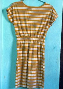 Chic Yellow Striped Dress