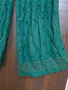 Elegant Emerald Green Kurta Set with Du