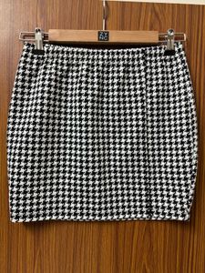 Houndstooth Mini Skirt