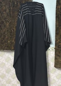 Elegant Black Abaya with White Stripes