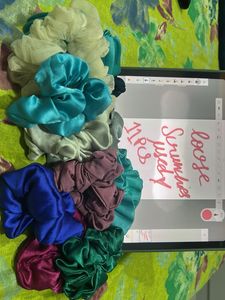 11 pcs used Assorted Satin Scrunchie Set