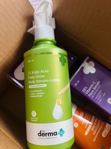 The Derma Co. Daily Glow Body Serum-Lotion
