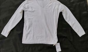 Classic White V-Neck Long Sleeve Top