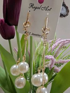 Elegant Pearl Drop Earrings