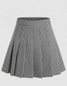 Uniqlo Houndstooth Skorts ! Good as new with tag!