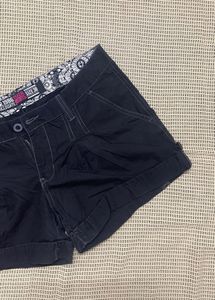 Women's Black Cuffed Shorts