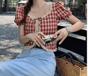 Gingham Puff Sleeve Top