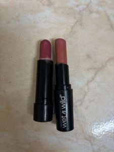 Wet n Wild Lipsticks (2 Shades)