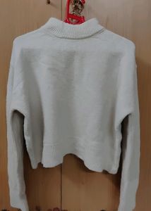 Beige Woolen Crop Top With Bell Sleaves