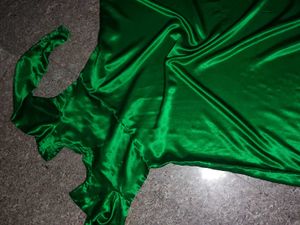 Elegant Emerald Green Velvet Gown