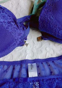 Lace Bra &amp; Panty Set