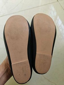 Black Ballet Flats with Bow Detail