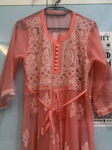 Attractive Lucknowi Chikan Kurta