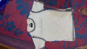2 set of Men's White Graphic T-Shirt