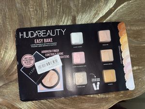 HUDA BEAUTY Easy Bake Samples