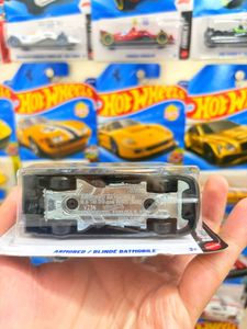 Batman HOT wheels (batmobile)