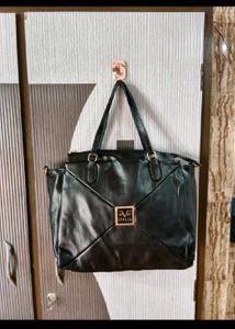Stylish Black Leather Handbag