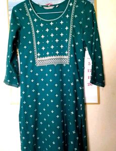 Emerald Green Embroidered Kurti