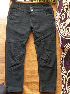 Black Ankle Length jeans For women