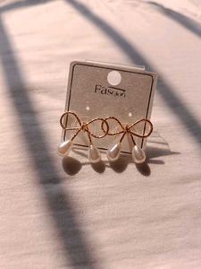 Elegant Bow Pearl Drop Earrings