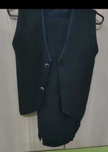 Boy 6 -9 years navy blue Blazer with waist coat an