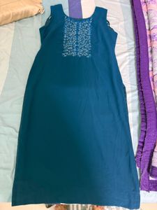 Elegant Teal Embroidered Kurta