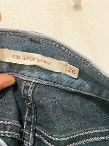 Levi’s Straus Super Skinny Jean Waist 26