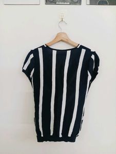 Chic Black &amp; White Striped Wrap Top