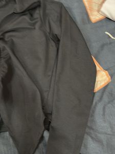 Chic Black Ruched Long Sleeve Top