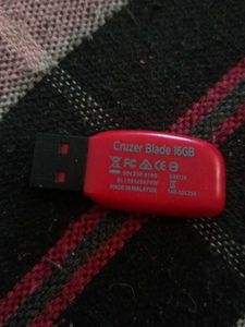 SanDisk Pendrive