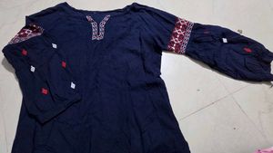 Embroidered Blue Cotton Kurta