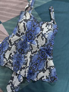Stylish Blue Snake Print Top