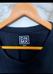 Cropped "Amazing!" Graphic Tee