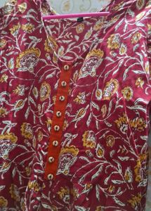 red kurti for women
