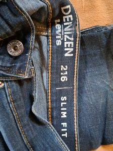 Classic Dark Wash Men's Denim Jeans