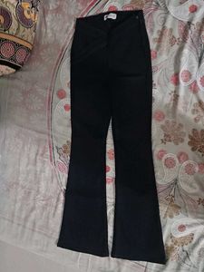 Flared Black Jeans | Size 26in