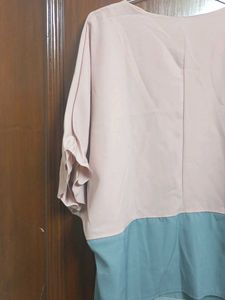 Chic Two-Tone Batwing Sleeve Top