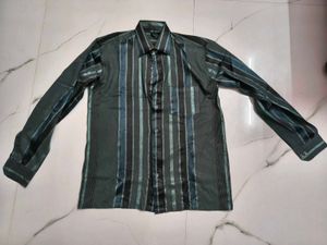 Men's Striped Cotton Blend Shirt