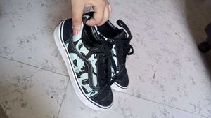 Vans Old Skool Skate Shoes - Black/Blue Flame