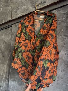 floral shirt