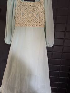 Elegant Mint Green Lace Maxi Dress, size M