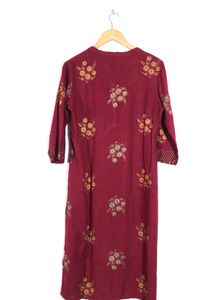 Maroon Kurta Sets (Women’s)
