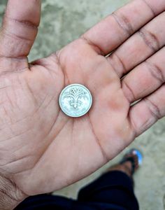 Old 1 Pound Coin, 1985