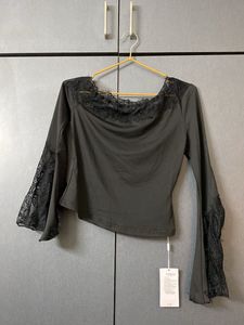 SAVANA Black Lace Trim One-Shoulder Top