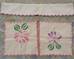 Vintage Embroidered Dressing Table Mat Set